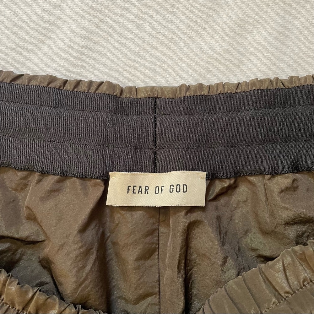 NWOT Fear of God Wrinkled Polyester Running Short Brown Pockets Unisex Large - Picture 8 of 11